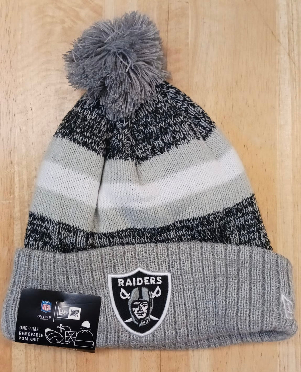 Las Vegas Raiders NFL New Era winter Hat with Pom