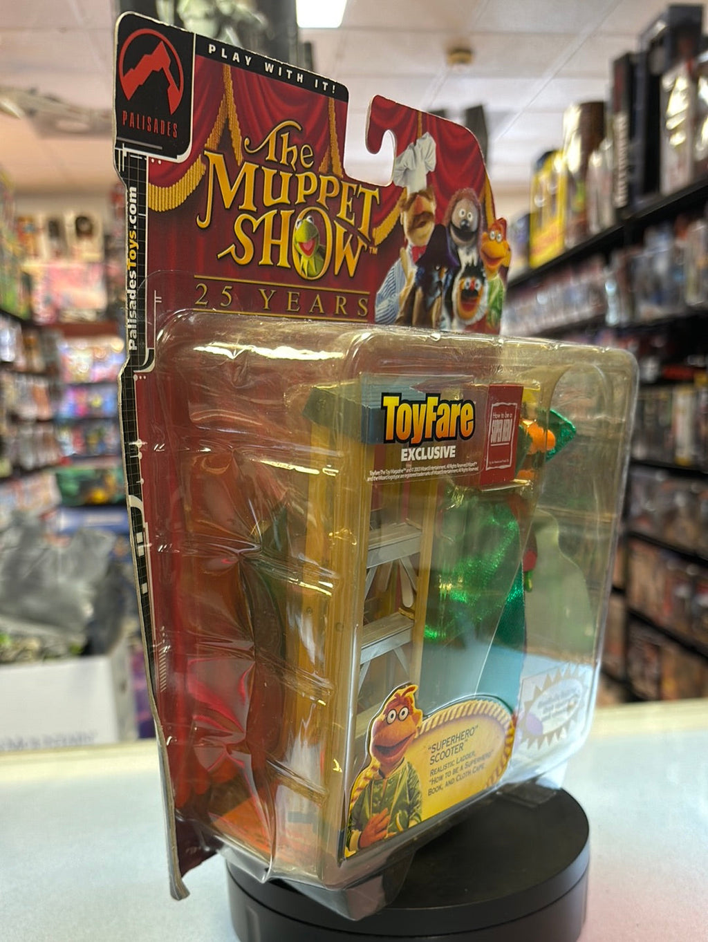 “Superhero” Scooter (Vintage Muppets Show 25 Years, Palisades) SEALED product image 2, provided for visual reference and