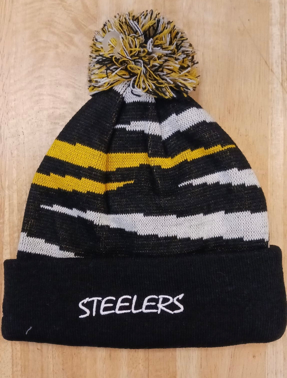 Pittsburgh Steelers NFL New Era winter Hat with Pom product image 2