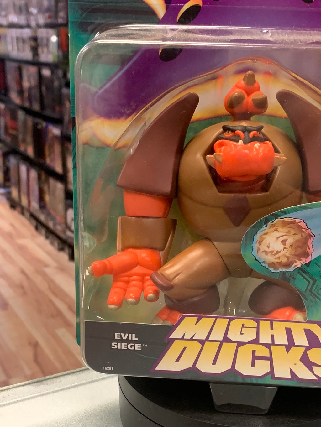 Evil Siege 0516 (Vintage Mighty Ducks, Mattel) product image 5, provided for visual reference and product detail review