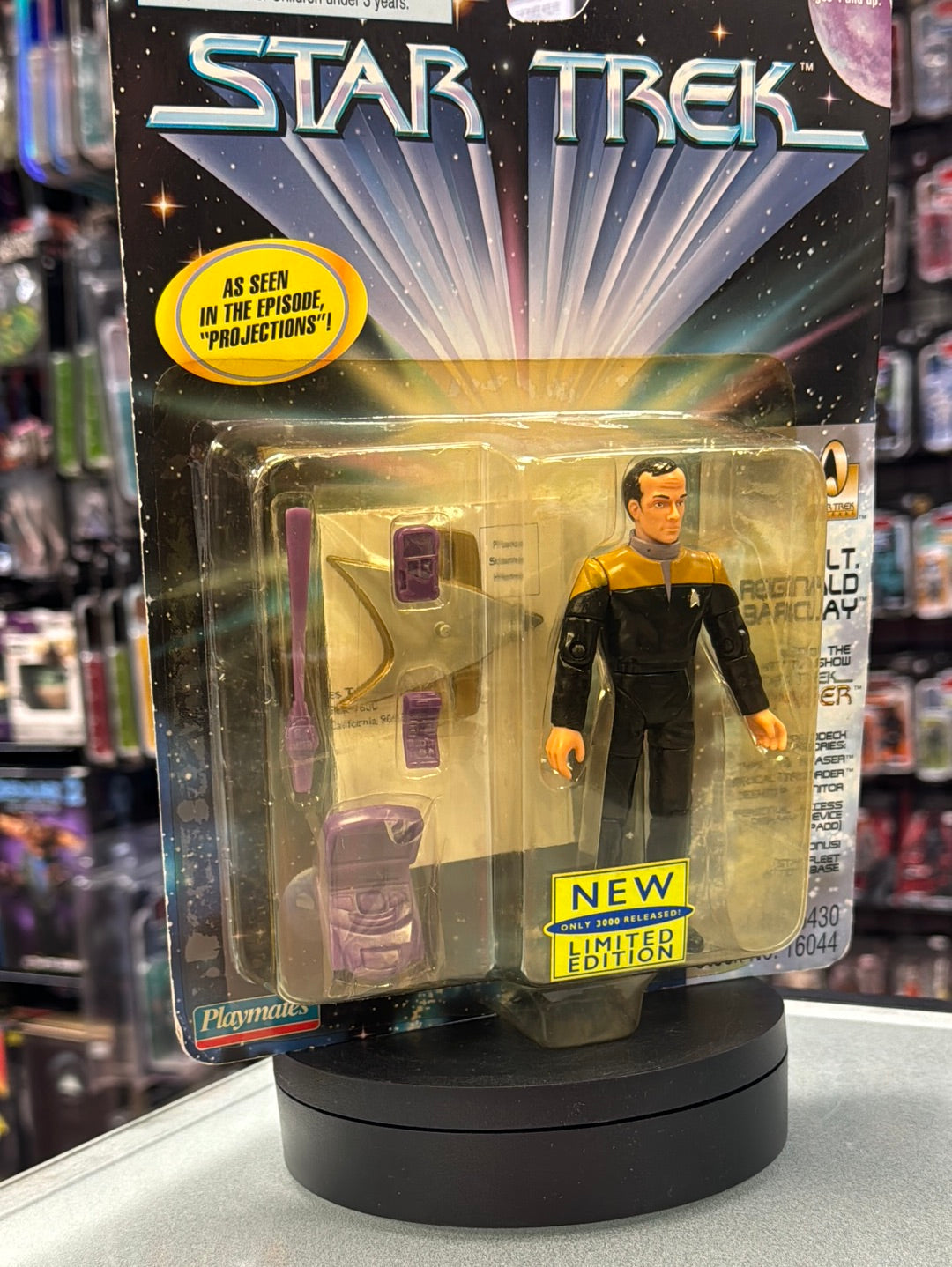 LT Reginald Barclay LE 3,000 (Vintage Star Trek, Playmates) SEALED product image 8, provided for visual reference and