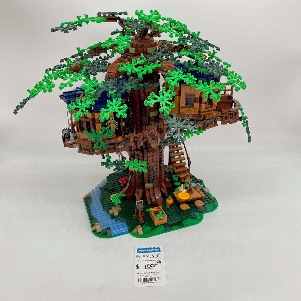 21318 Tree House (U3) product image 1, provided for visual reference and product detail review