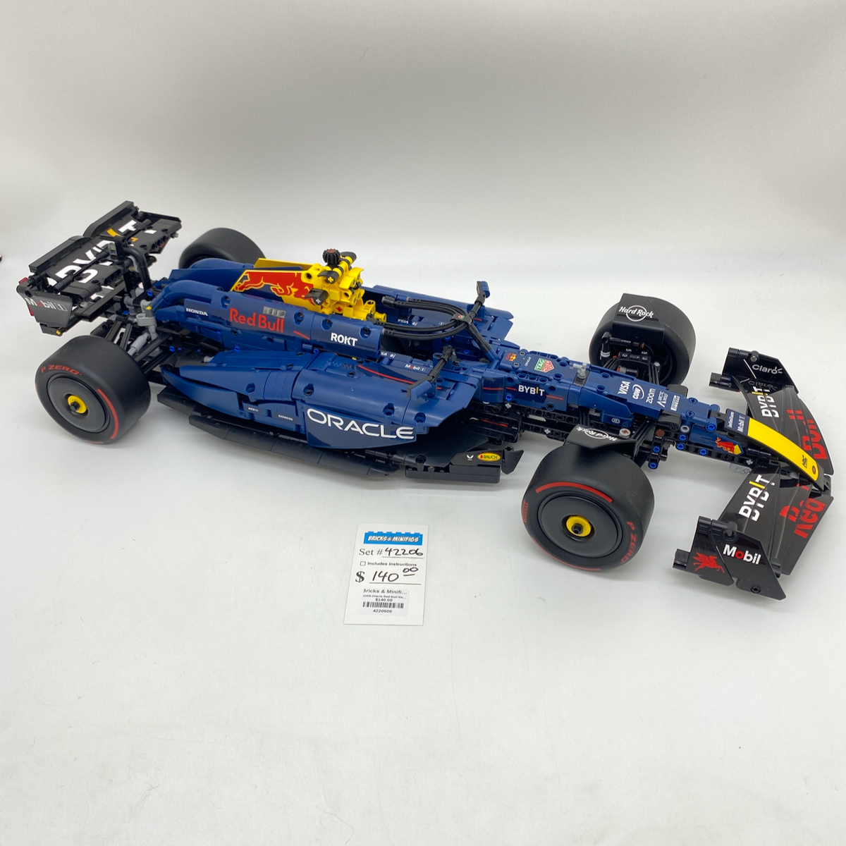 42206 Oracle Red Bull Racing RB20 F1 Car (U) product image 1, provided for visual reference and product detail review