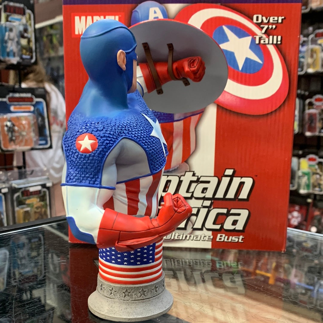 Captain America Ultimate Bust (Marvel, Diamond Select) Open Box product image 5, provided for visual reference and product