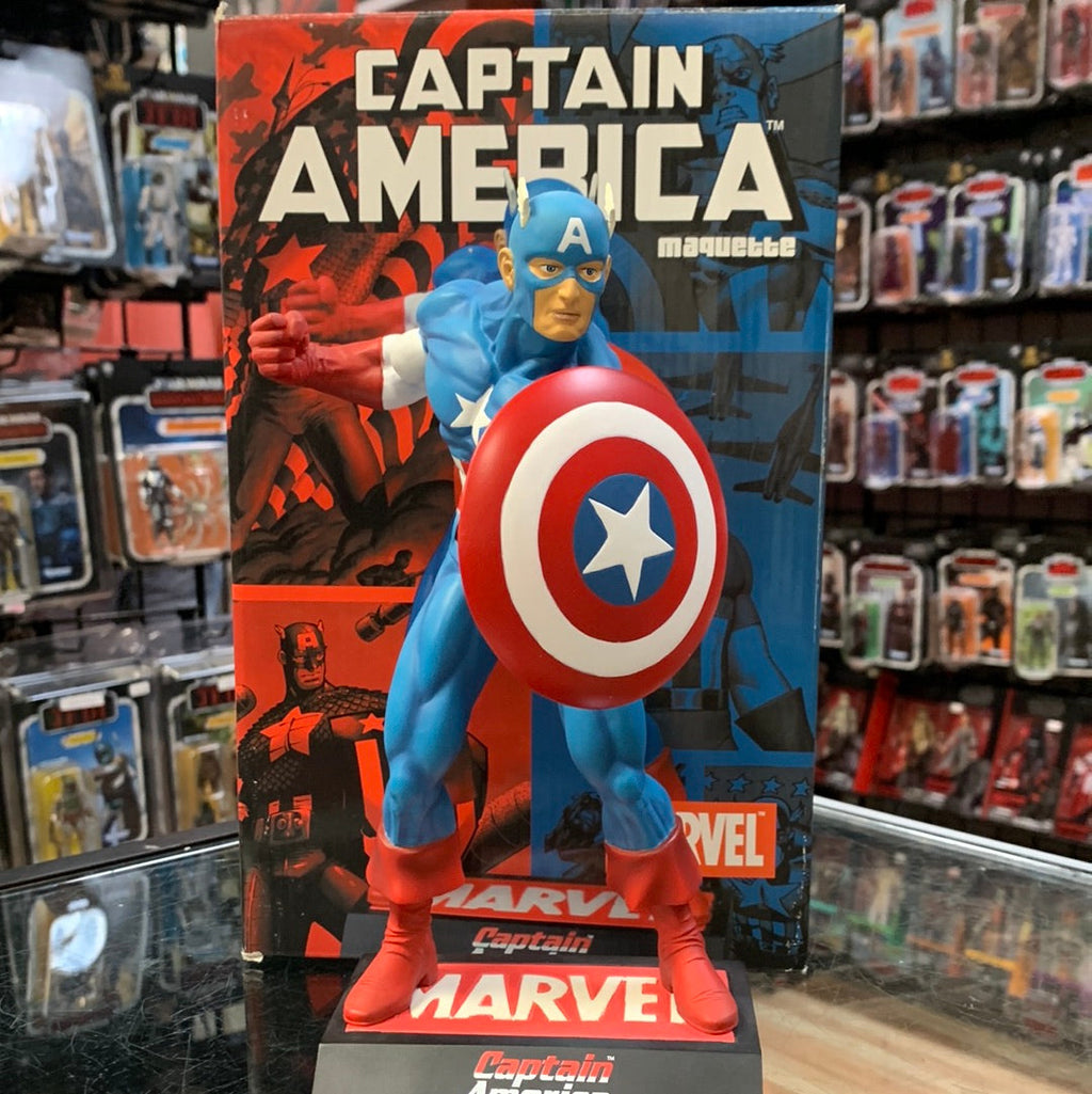 Captain America (Marvel, Diamond Select) Open Box product image 1, provided for visual reference and product detail review