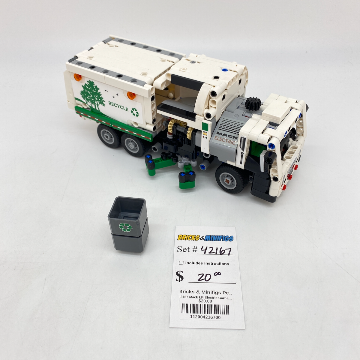 42167 Mack LR Electric Garbage Truck (U) product image 1, provided for visual reference and product detail review