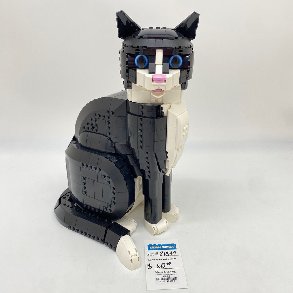 21349 Tuxedo Cat (U) product image 1, provided for visual reference and product detail review