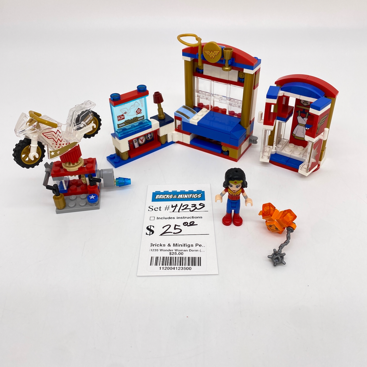 41235 Wonder Woman Dorm (U) product image 1, provided for visual reference and product detail review