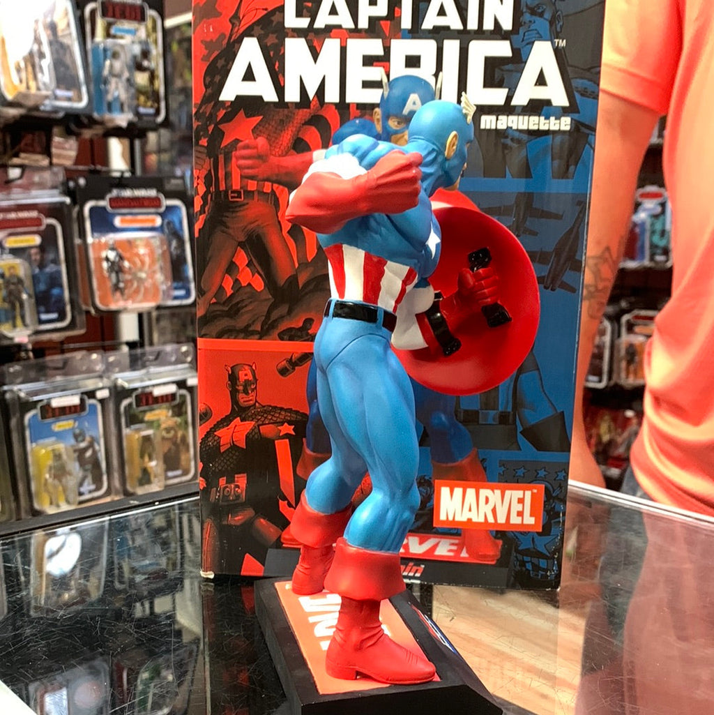 Captain America (Marvel, Diamond Select) Open Box product image 5, provided for visual reference and product detail review