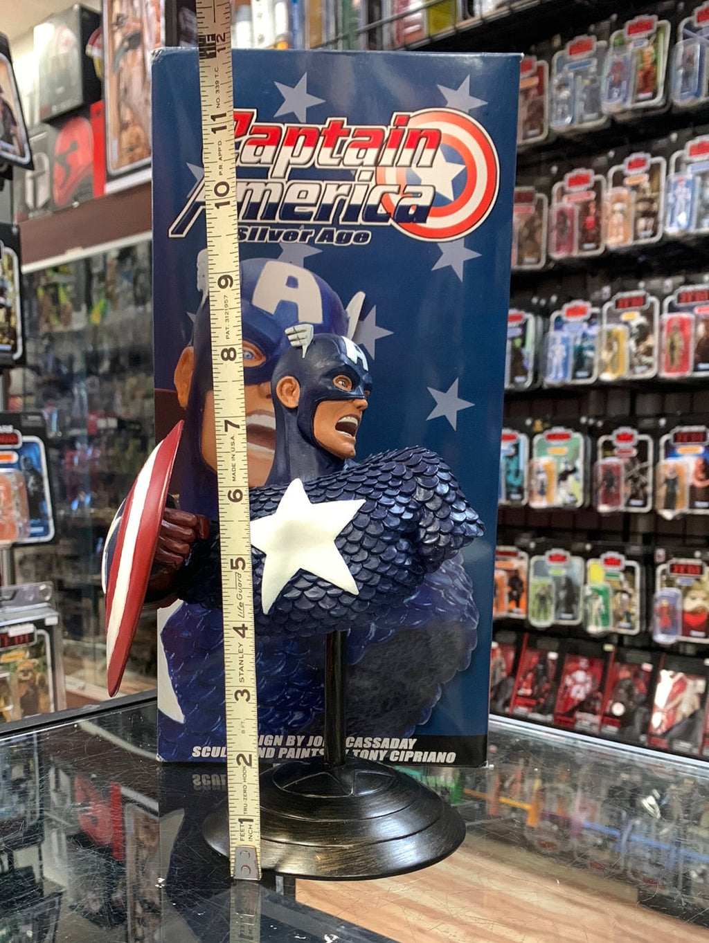 Captain American Silver Age Sculpture (Marvel, Dynamic Forces)Open Box product image 2, provided for visual reference and