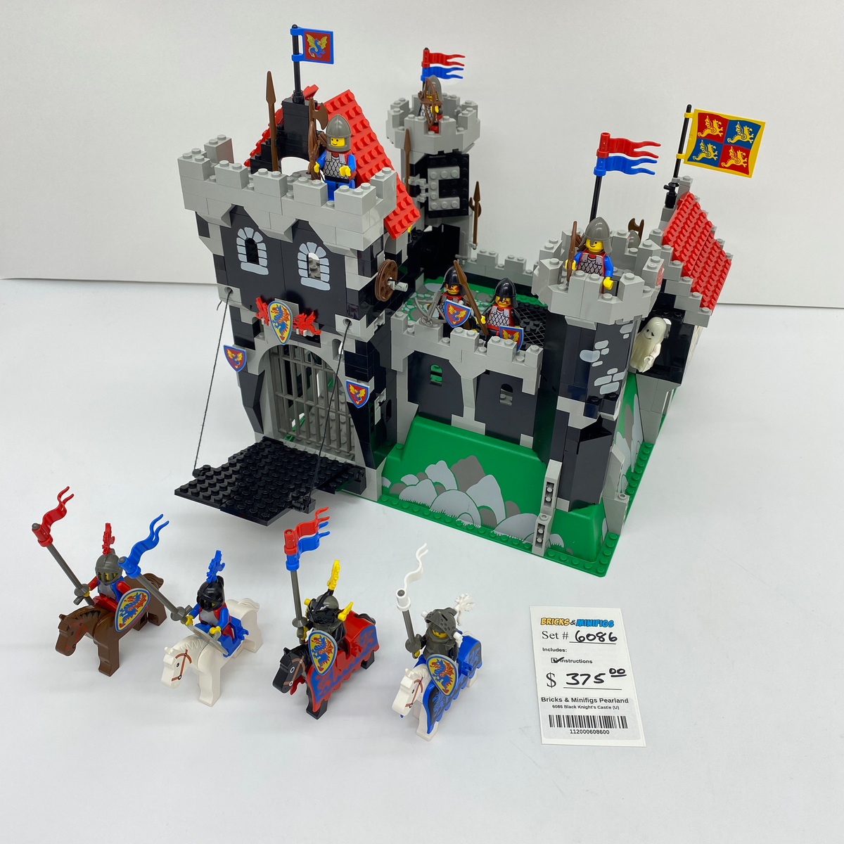 6086 Black Knight's Castle (U) product image 1, provided for visual reference and product detail review