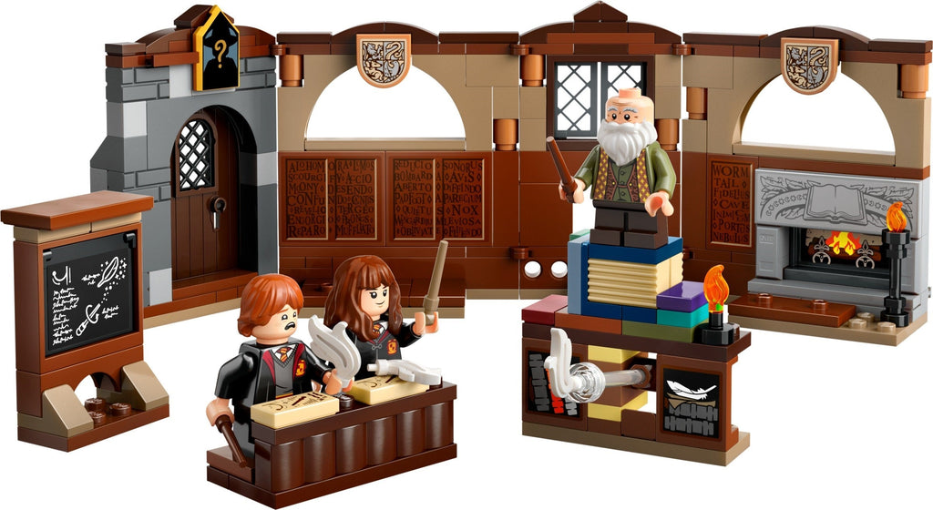 76442 Hogwarts Castle: Charms Class product image 2, provided for visual reference and product detail review