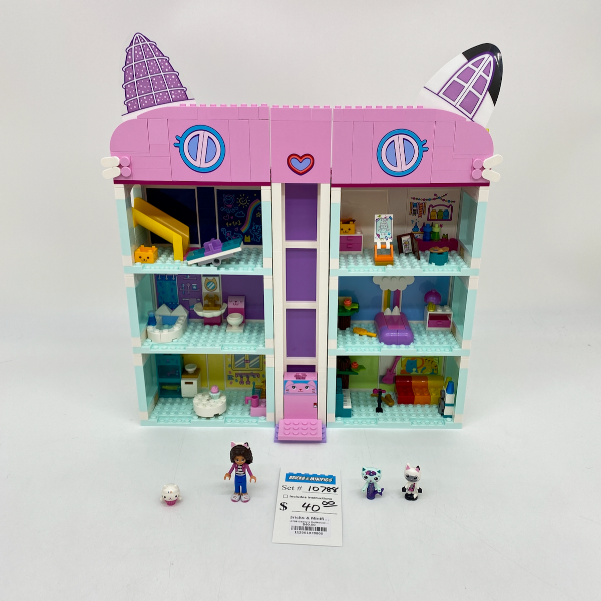 10788 Gabby's Dollhouse (U) product image 1, provided for visual reference and product detail review