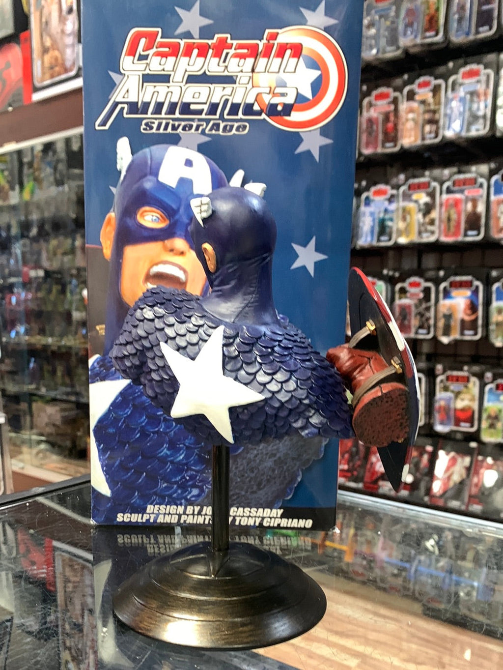 Captain American Silver Age Sculpture (Marvel, Dynamic Forces)Open Box product image 6, provided for visual reference and