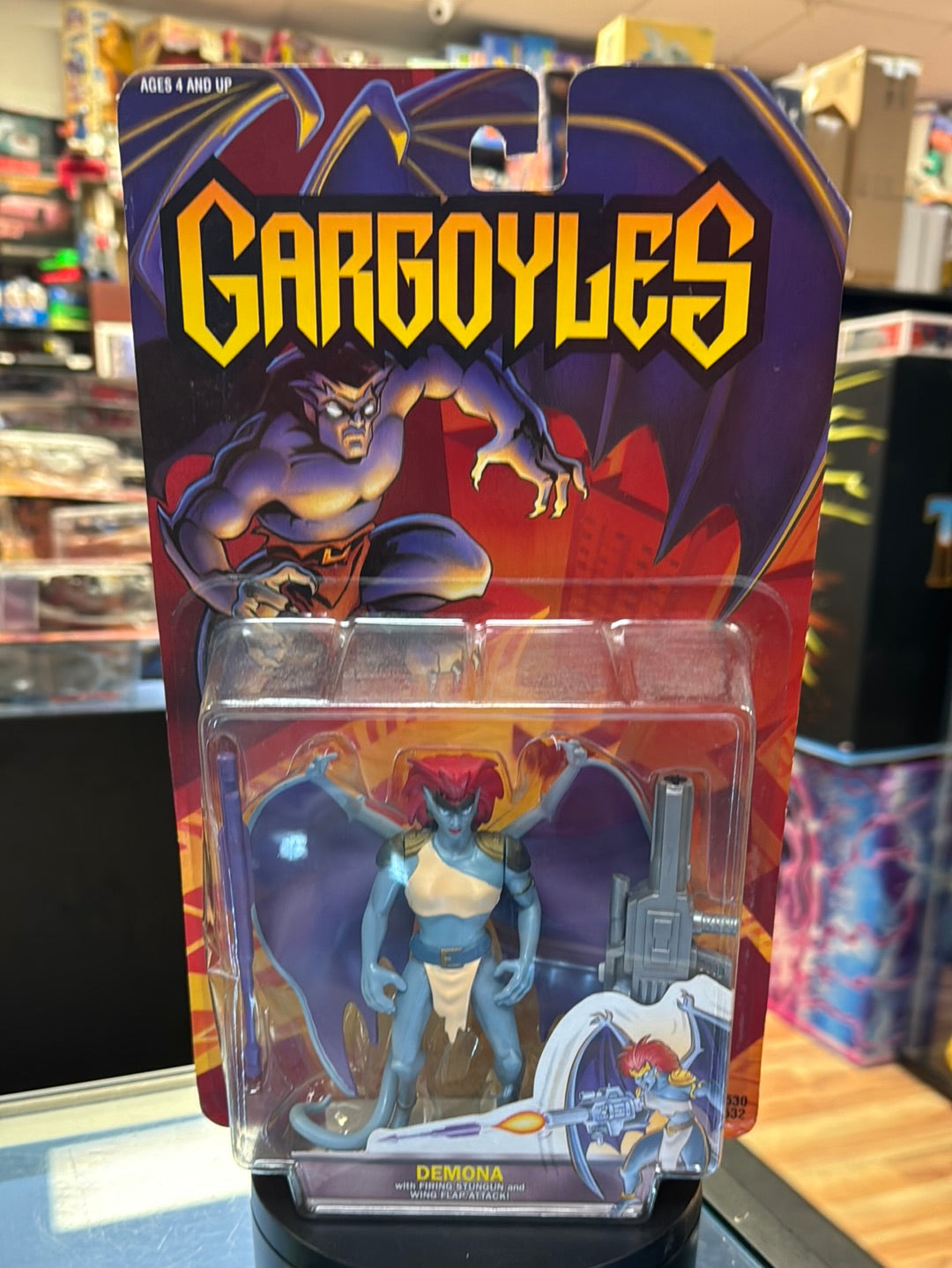 Demona 0556 (Vintage Gargoyles, Playmates) SEALED product image 1, provided for visual reference and product detail review