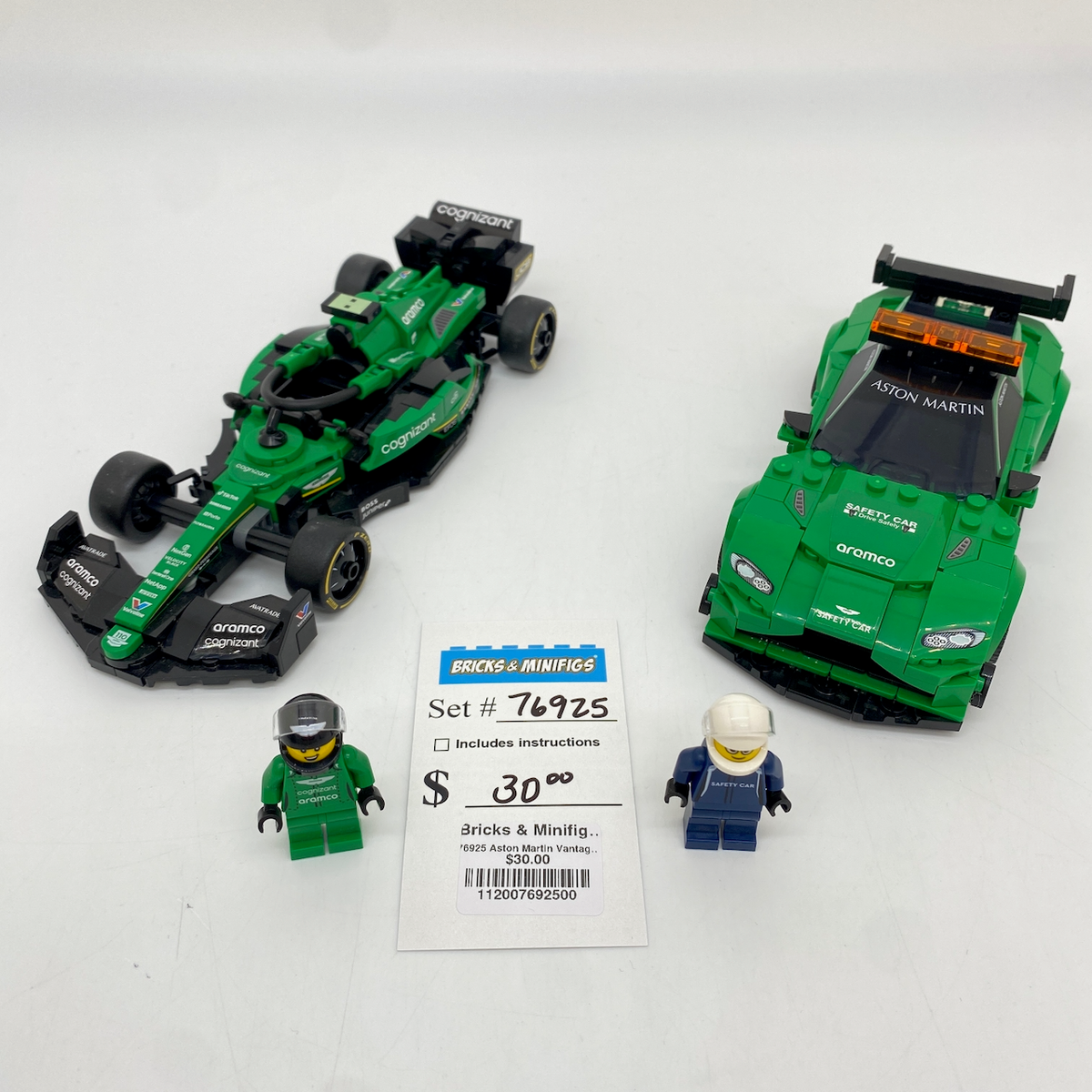76925 Aston Martin Vantage Safety Car & AMR23 (U) product image 1, provided for visual reference and product detail review