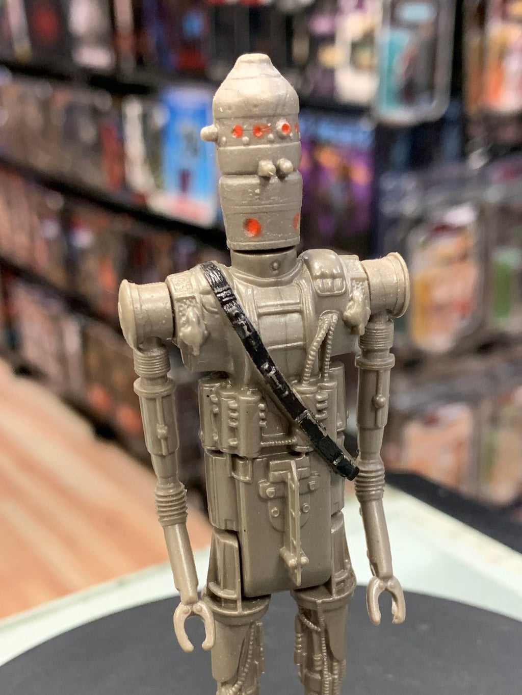 IG-88 0282 (Vintage Star Wars, Kenner) Complete product image 5, provided for visual reference and product detail review