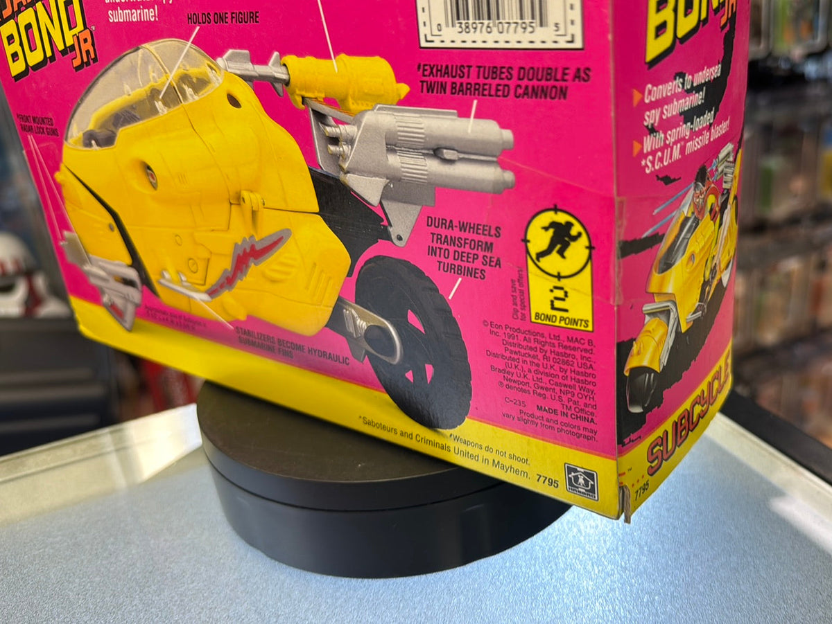 Subcycle (Vintage James Bond Jr, Hasbro) SEALED product image 9, provided for visual reference and product detail review