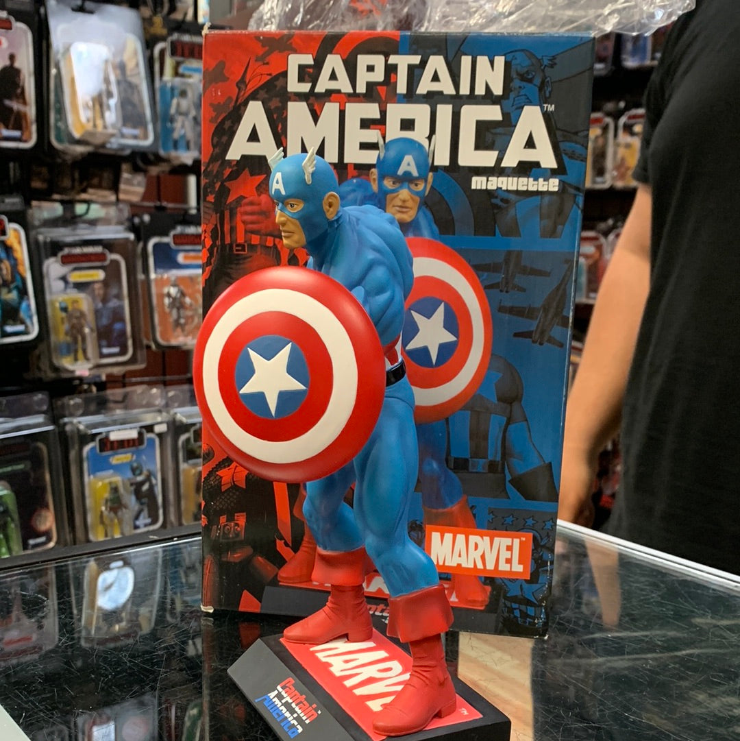 Captain America (Marvel, Diamond Select) Open Box product image 2, provided for visual reference and product detail review