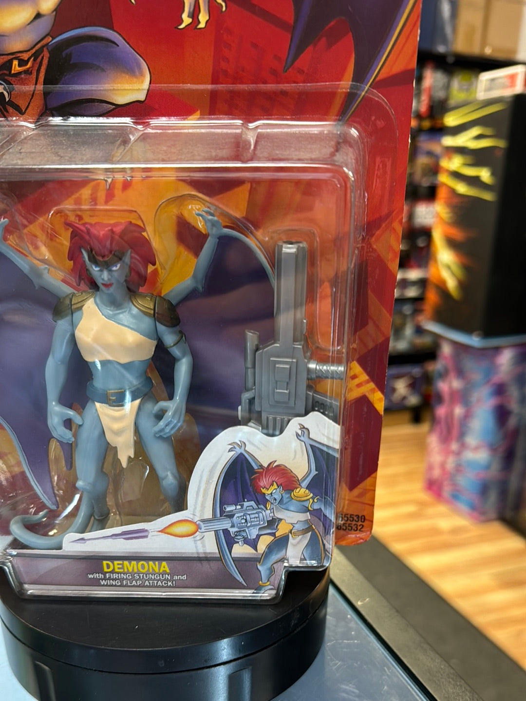 Demona 0556 (Vintage Gargoyles, Playmates) SEALED product image 4, provided for visual reference and product detail review