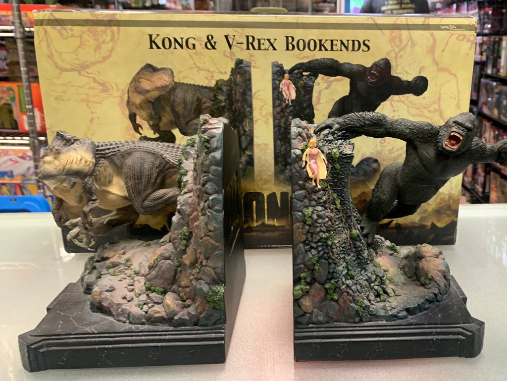 Kong & V-Rex Bookends Statue (Weta, King Kong) Open Box product image 1, provided for visual reference and product detail