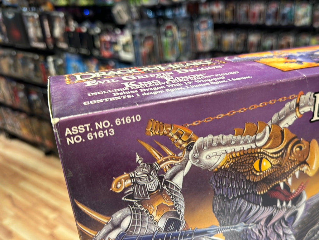 Evil Griffin Dragon with King Einon (Vintage Dragon Heart, Kenner) SEALED product image 3, provided for visual reference and