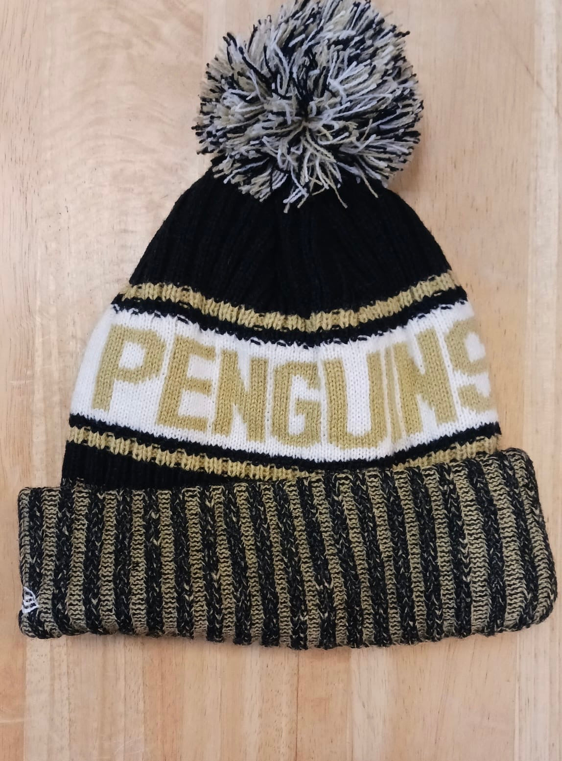 Pittsburgh Penguins NHL New Era winter Hat with Pom product image 2
