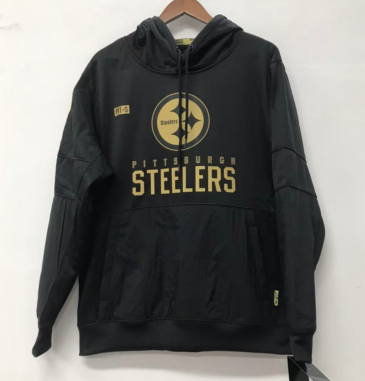 Pittsburgh Steelers Salute to Service hoodie 2023 product image 1
