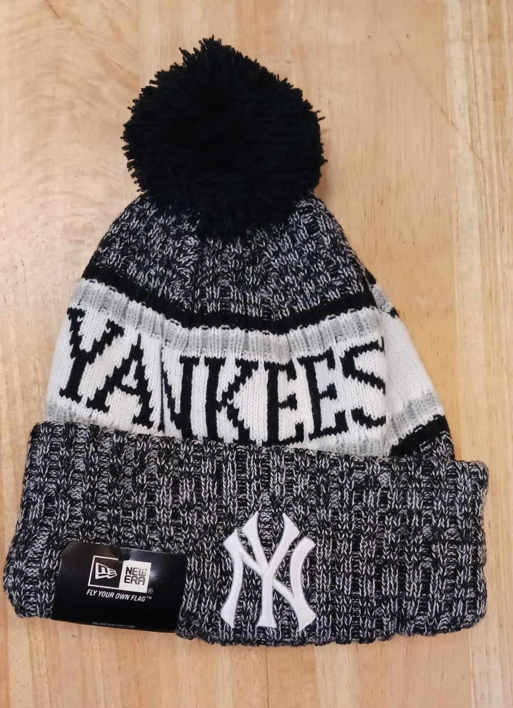 New York Yankees MLB Era winter knit Hat with Pom