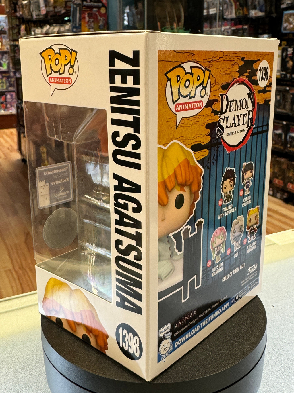 Zenitsu Agatsuma #1398 (Funko Pop!, Demon Slayer) **GREEK EXCLUSIVE** product image 4, provided for visual reference and