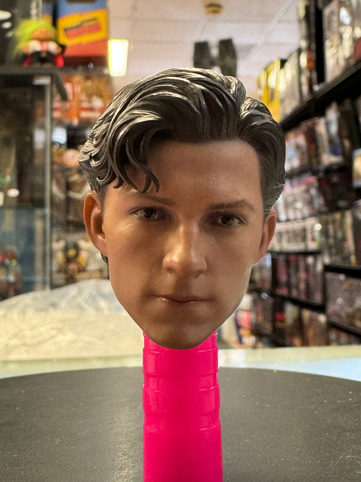 Tom Holland Head Sculpt 1/6 Scale (Spider-Man, Present Toys) product image 2, provided for visual reference and product