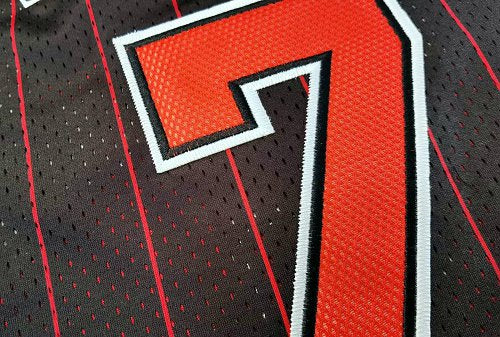 Toni Kukoc 1995-96 Chicago Bulls Jersey Mitchell & Ness product image 7