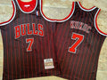 Toni Kukoc 1995-96 Chicago Bulls Jersey Mitchell & Ness product image 1