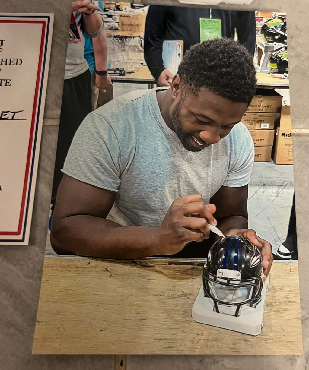 Roquan Smith Autographed Baltimore Ravens Mini Helmet with product image 3