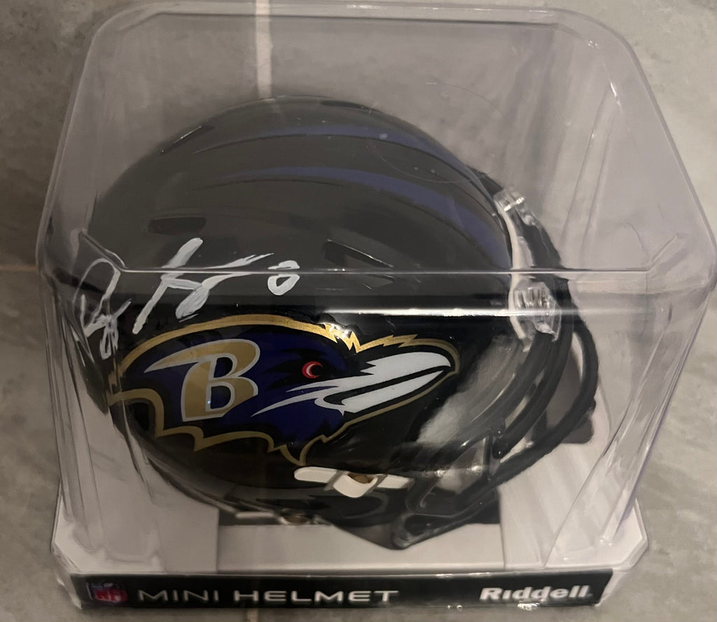 Roquan Smith Autographed Baltimore Ravens Mini Helmet with product image 4