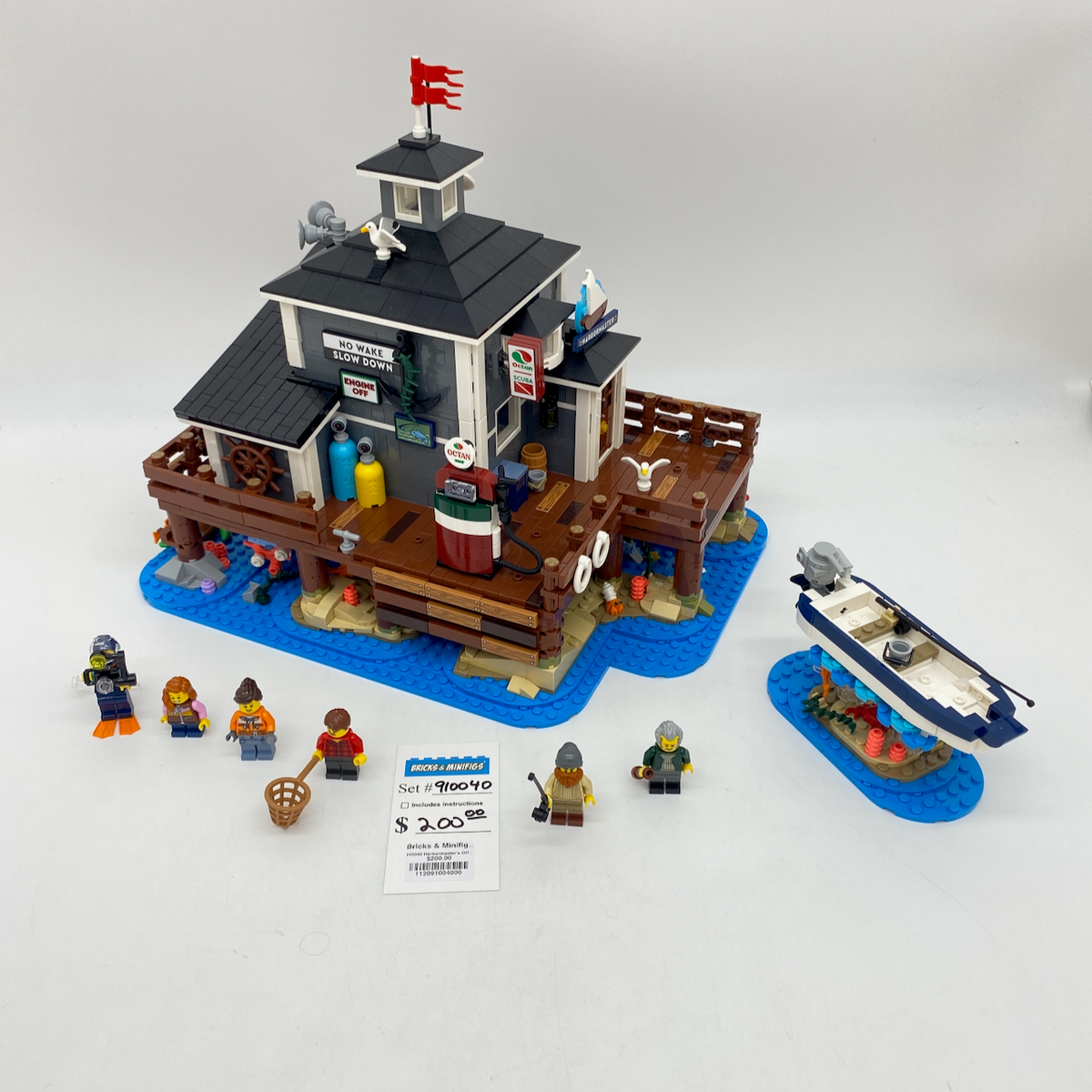 910040 Harbormaster's Office (U) product image 1, provided for visual reference and product detail review