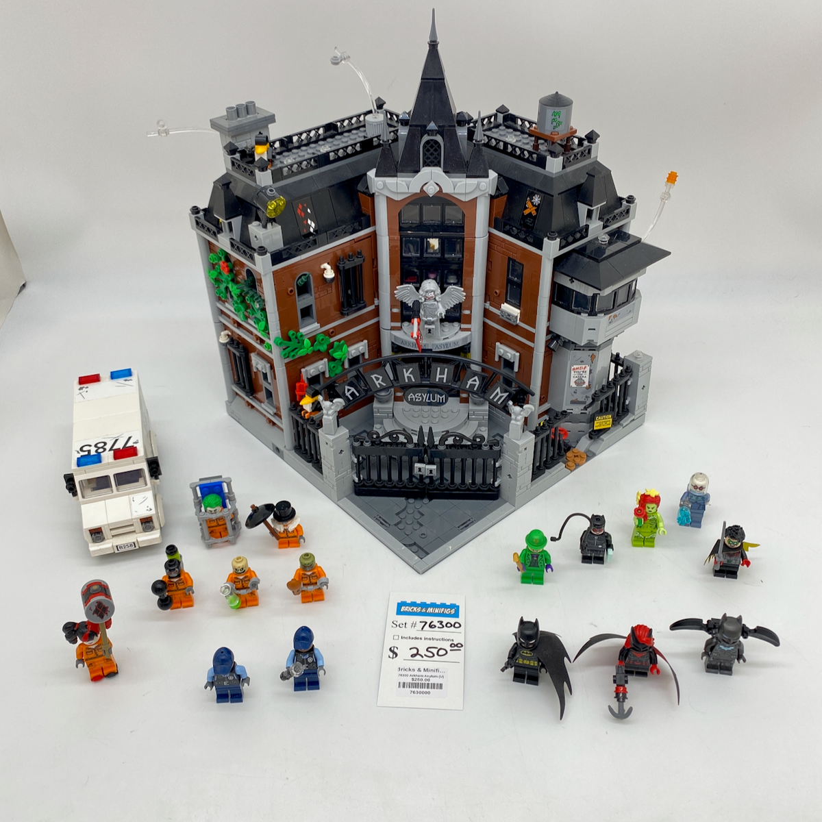 76300 Arkham Asylum (U) product image 1, provided for visual reference and product detail review
