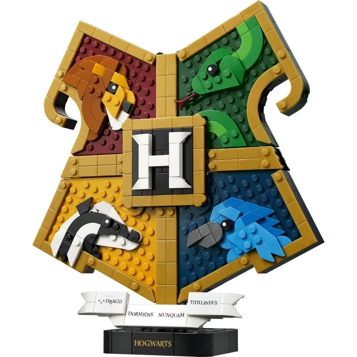 76462 Hogwarts House Crest product image 3, provided for visual reference and product detail review