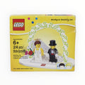 853340 Bride and Groom product image 1, provided for visual reference and product detail review