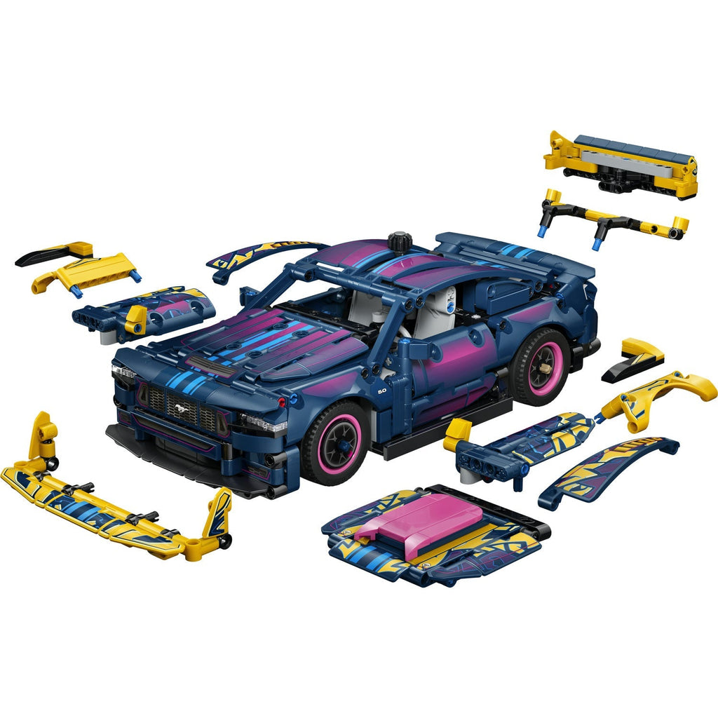 42236 Custom Garage Ford Mustang GT Car product image 3, provided for visual reference and product detail review
