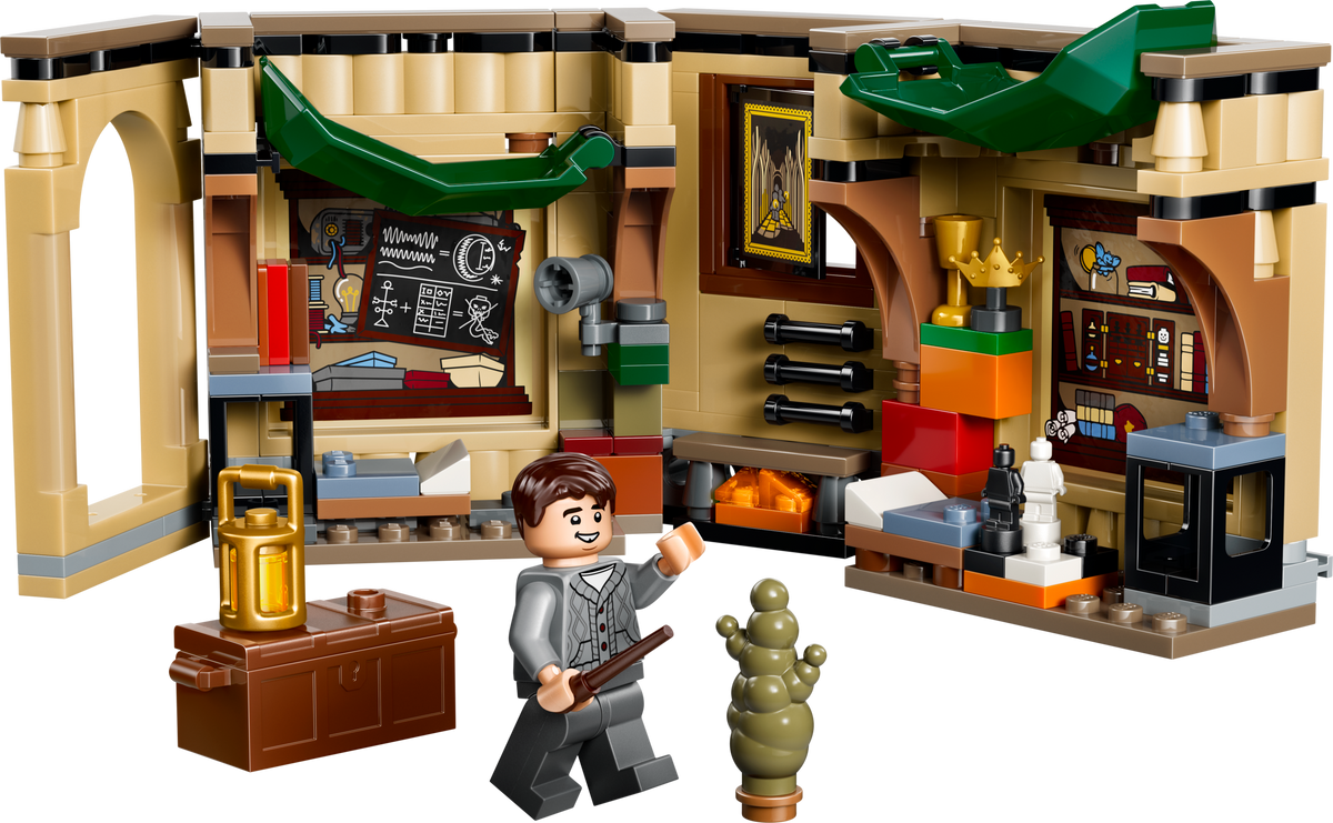 40770 Hogwarts Castle: Room of Requirement product image 3, provided for visual reference and product detail review