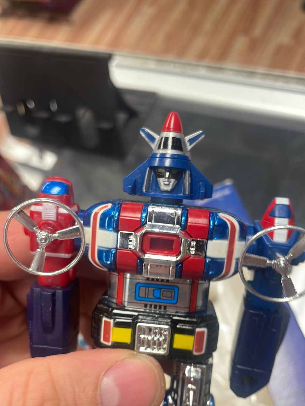 Miniature Vehicle Team Voltron (Matchbox, Vintage Voltron) product image 12, provided for visual reference and product