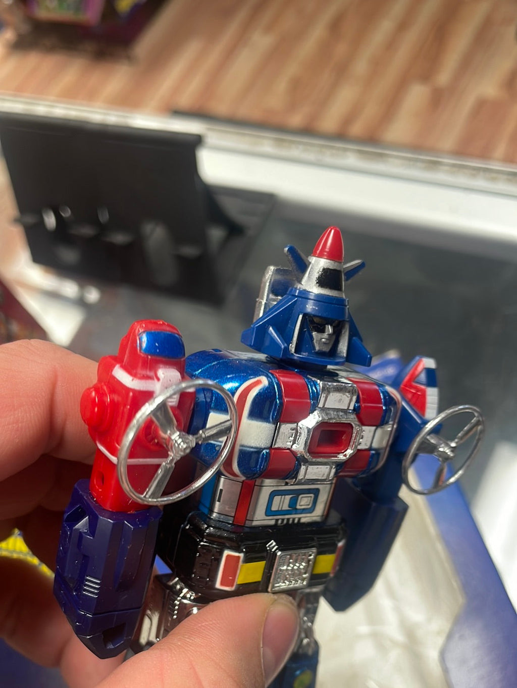 Miniature Vehicle Team Voltron (Matchbox, Vintage Voltron) product image 13, provided for visual reference and product